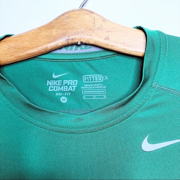 Nike Men's Pro Combat Dri-Fit Long Sleeve - Picture 6 of 6